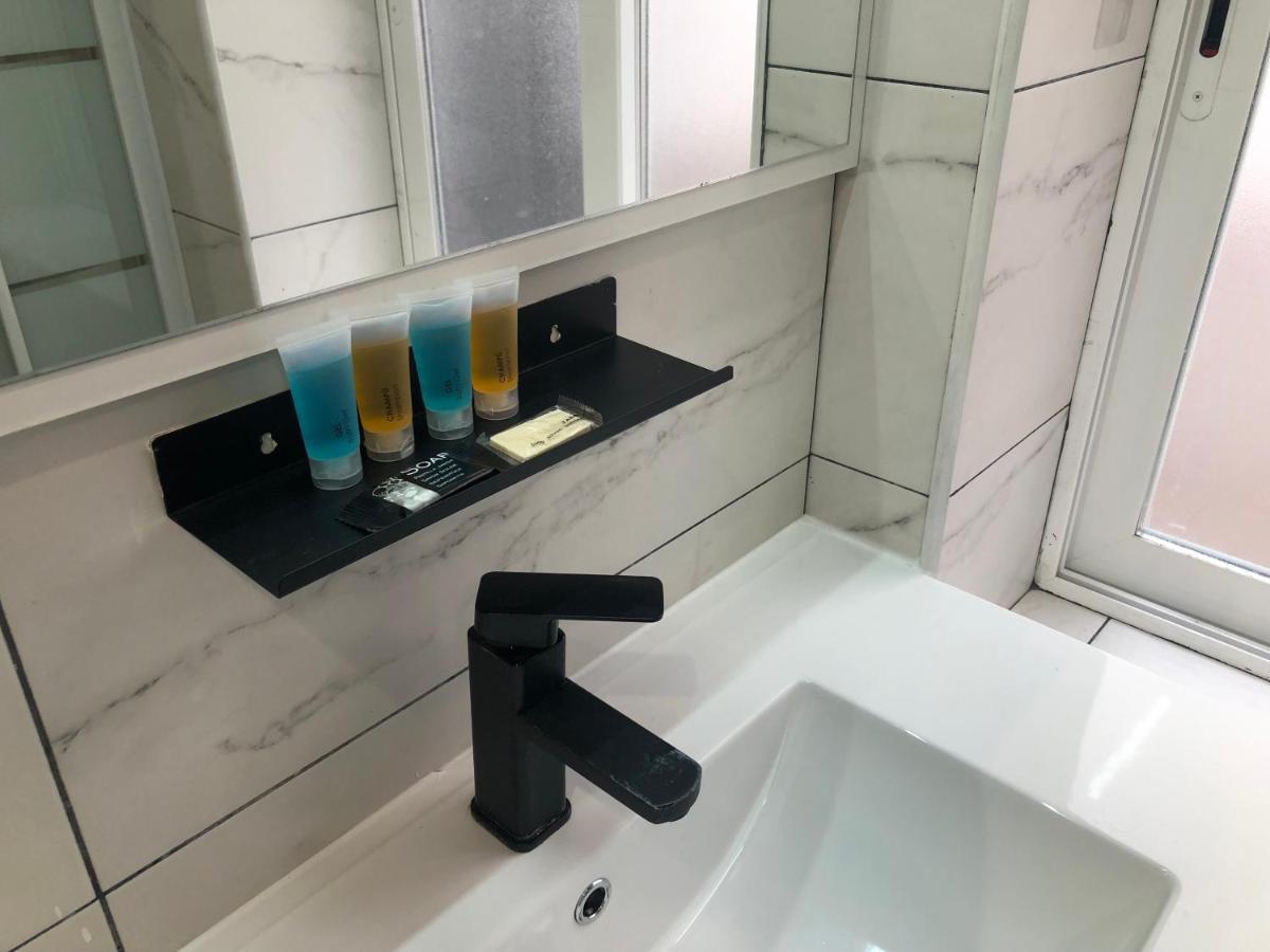 Avda Plaza De Toros, Apartamento Dos Dormitorios Junto A Metro Vistalegre Madrid Bagian luar foto