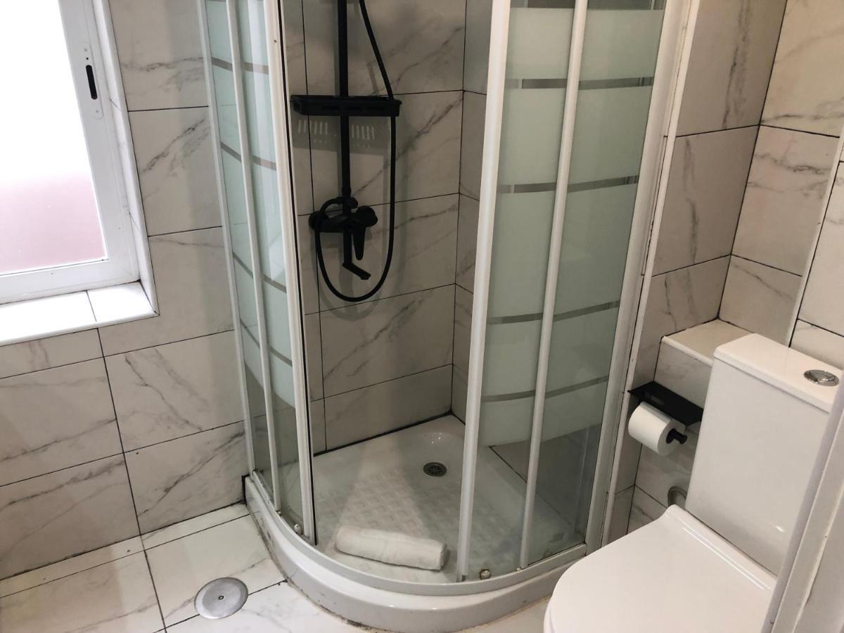 Avda Plaza De Toros, Apartamento Dos Dormitorios Junto A Metro Vistalegre Madrid Bagian luar foto